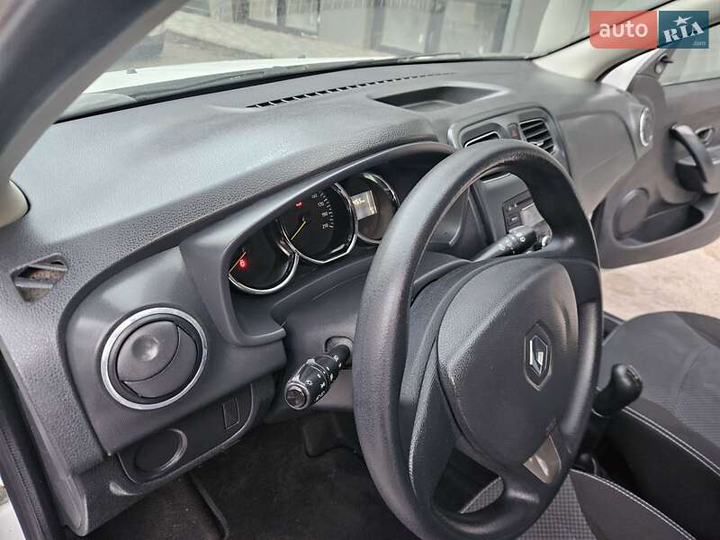 Універсал Renault Logan MCV 2015 в Вінниці