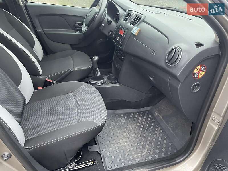 Універсал Renault Logan MCV 2013 в Києві