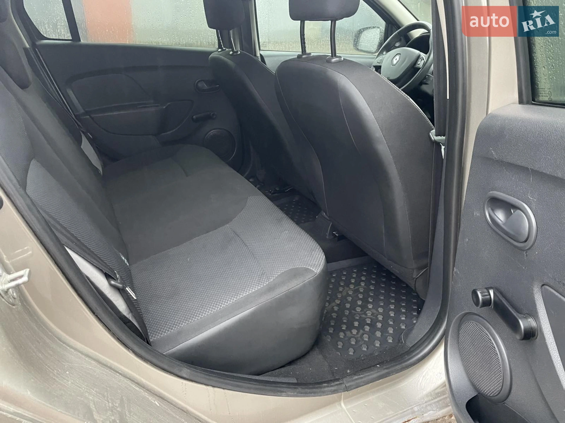 2013 Renault Logan - мініатюра 16