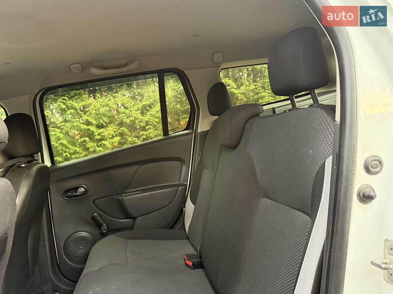 Універсал Renault Logan MCV 2016 в Рівному фото 10 Універсал Renault Logan MCV 2016 в Рівному