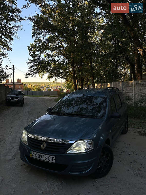 Renault Logan MCV 2010