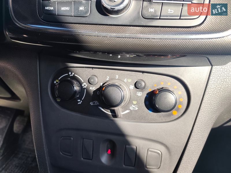 Универсал Renault Logan MCV 2018 в Киеве