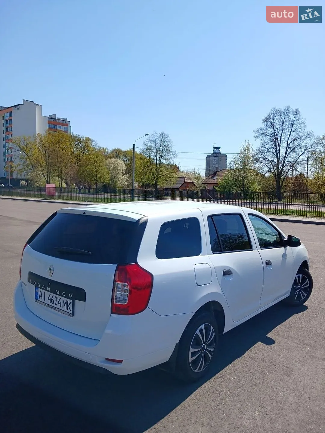 2014 Renault Logan - мініатюра 9