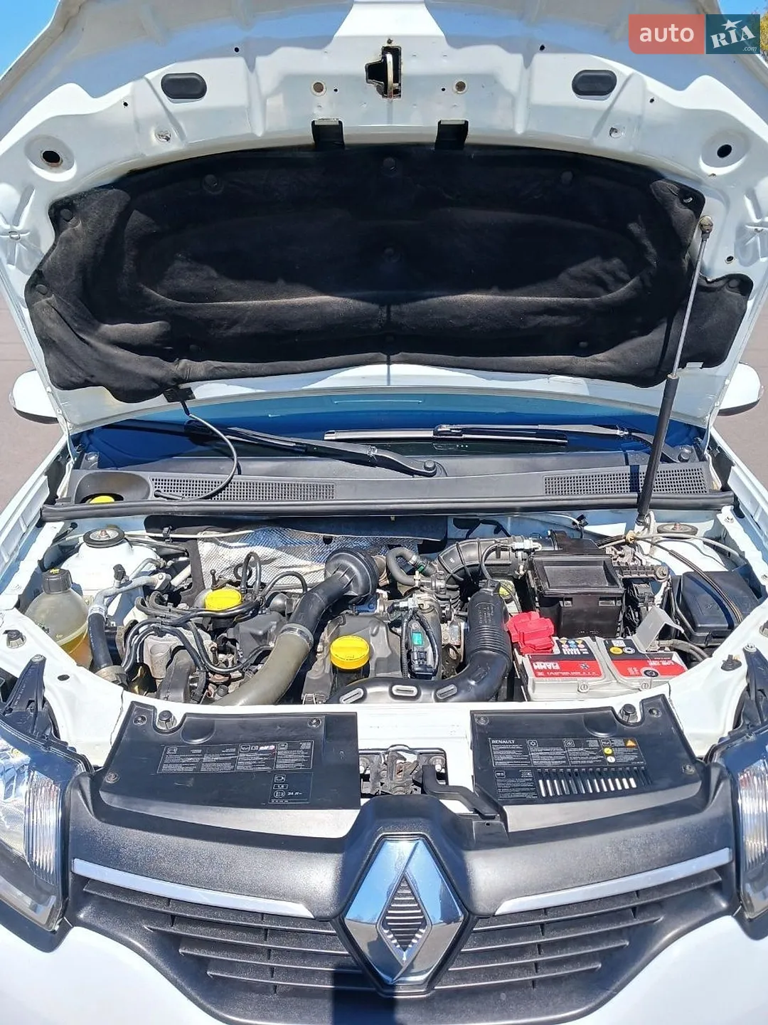 2014 Renault Logan - мініатюра 22