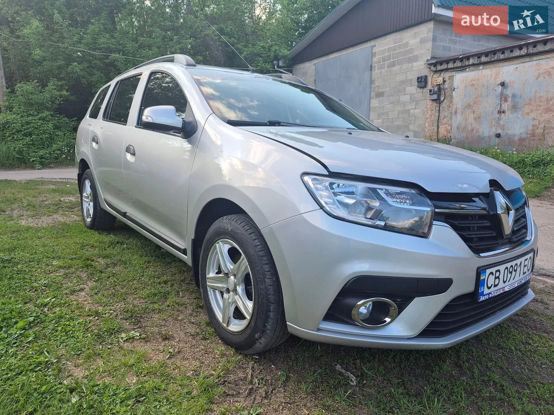 2018 Renault Logan - фото 1