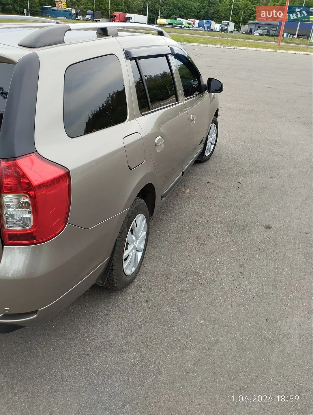 2015 Renault Logan - мініатюра 10