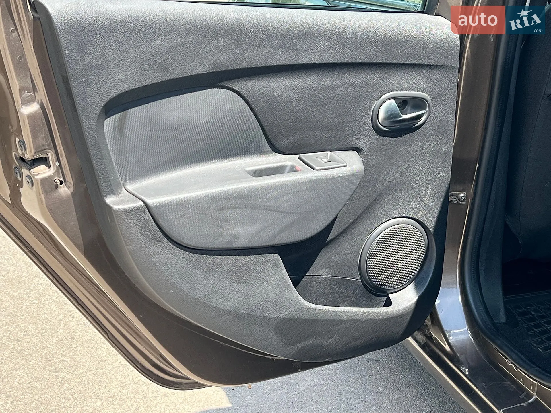 2018 Renault Logan - мініатюра 32