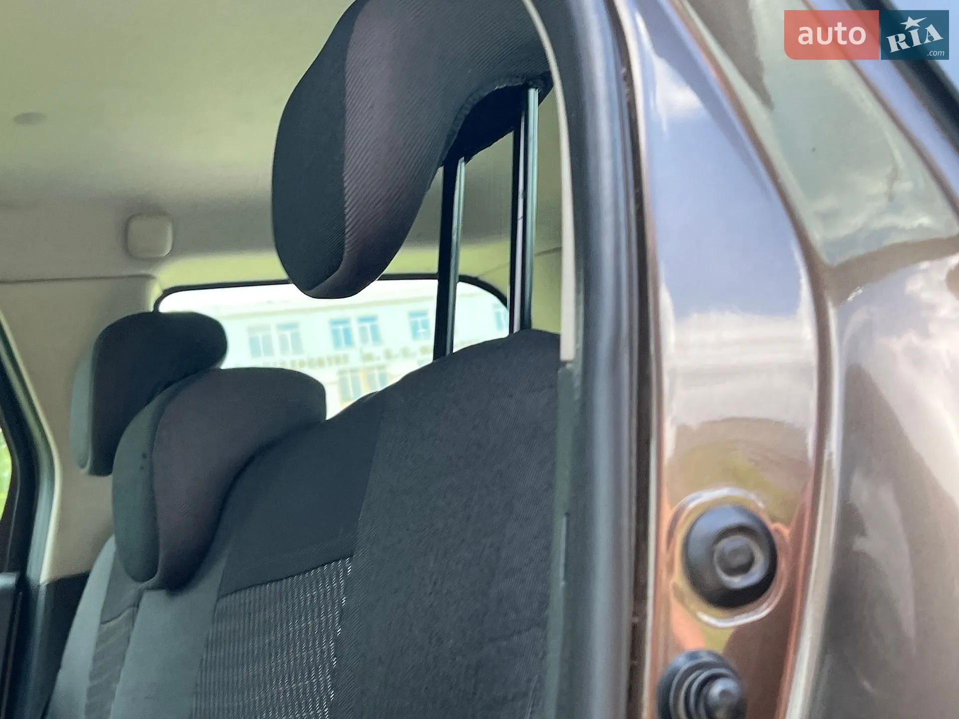 2018 Renault Logan - мініатюра 34