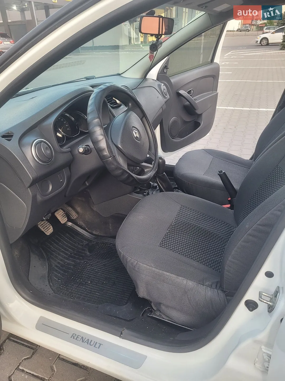 2016 Renault Logan - мініатюра 7