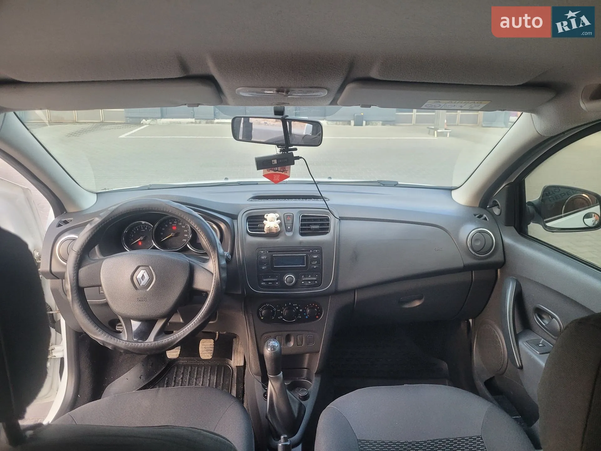 2016 Renault Logan - мініатюра 15