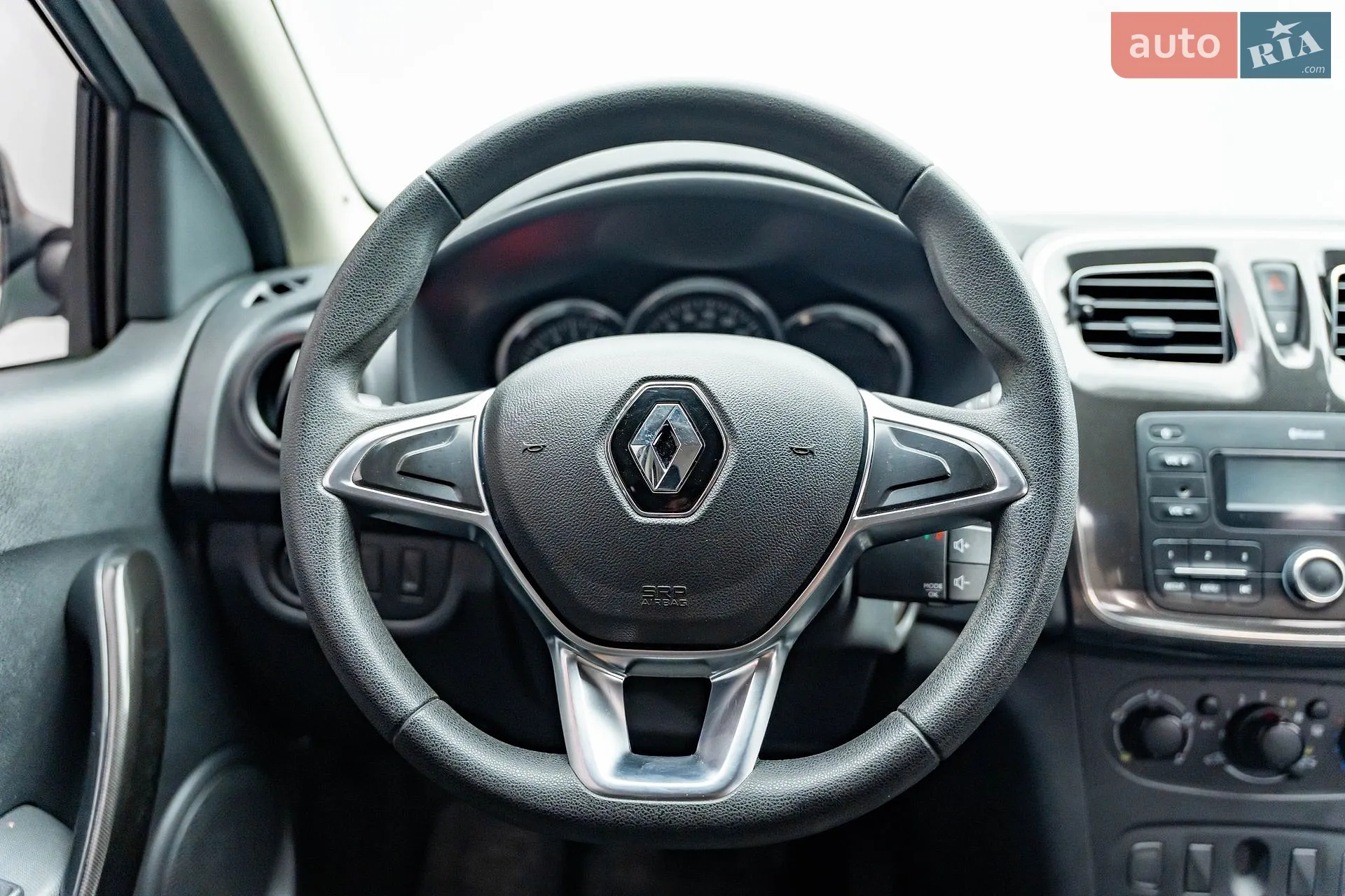 2020 Renault Logan - мініатюра 13