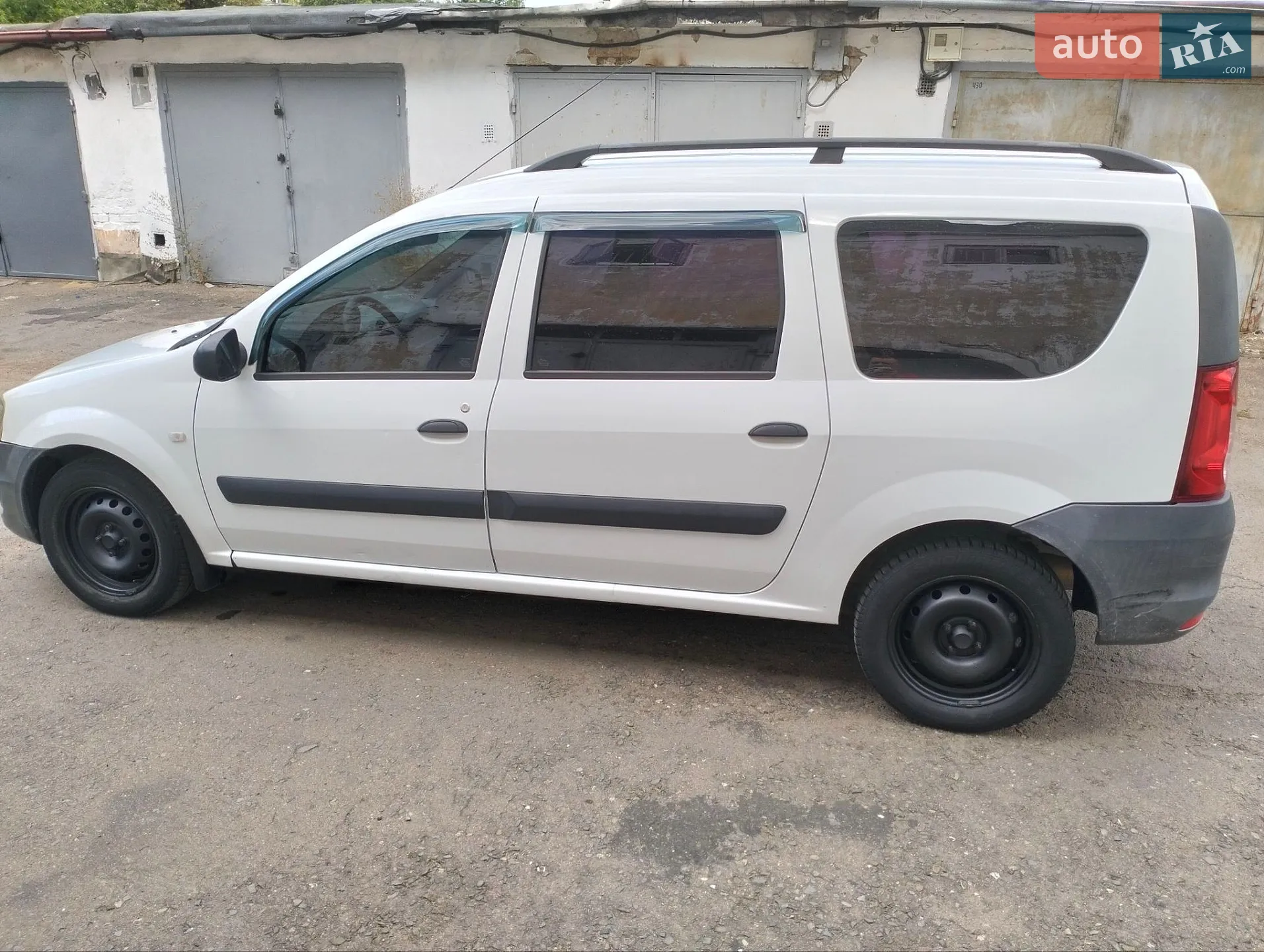 2011 Renault Logan - мініатюра 8