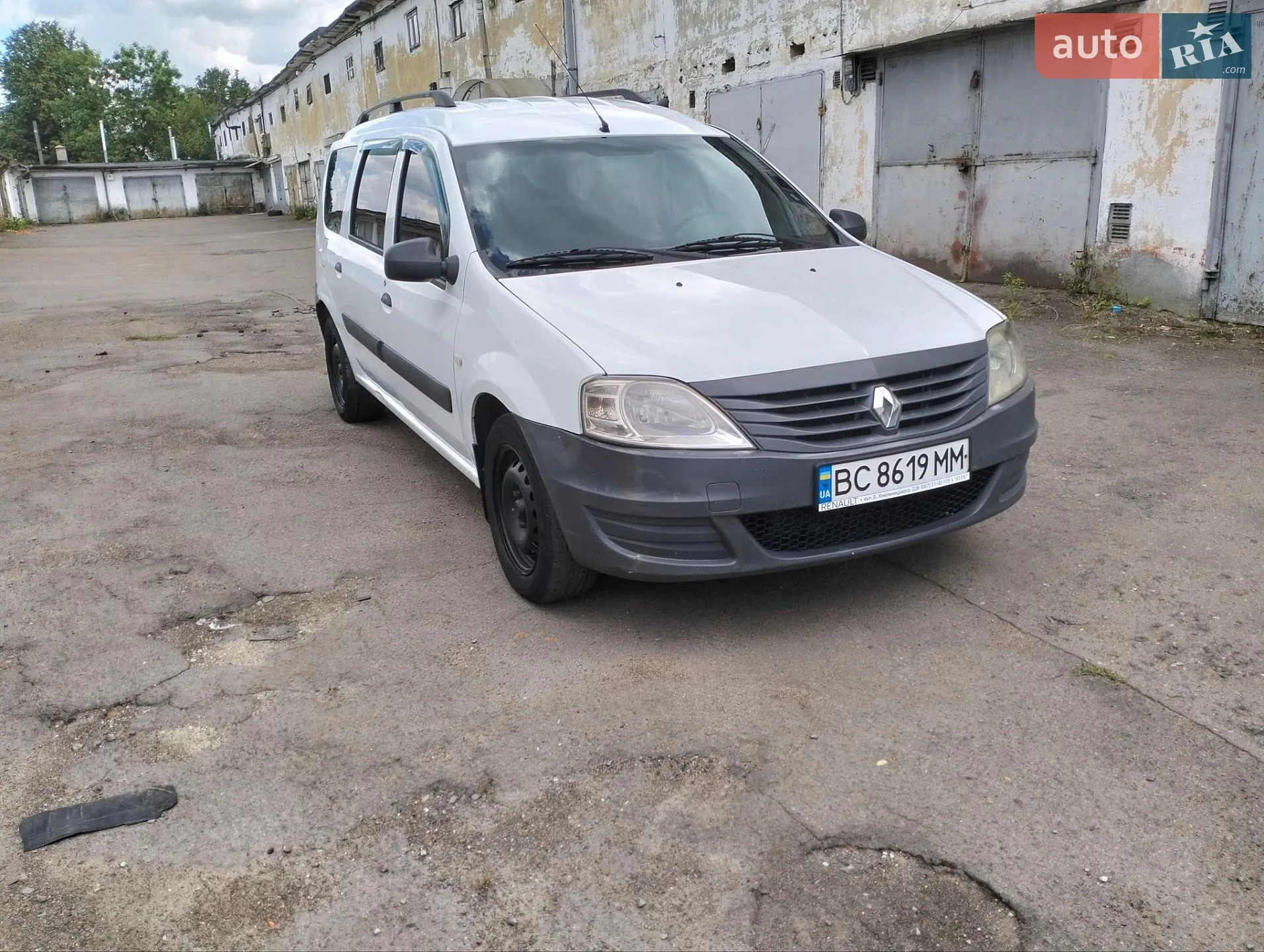 2011 Renault Logan - мініатюра 3