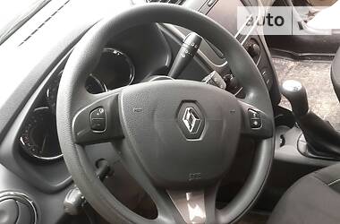 Седан Renault Logan 2015 в 