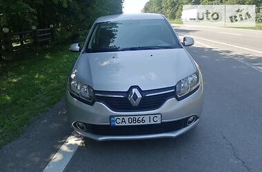 Седан Renault Logan 2014 в 