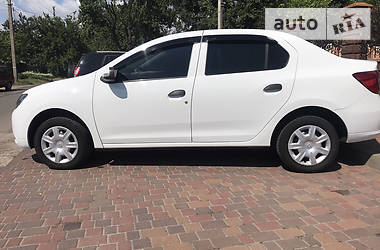 Седан Renault Logan 2013 в 