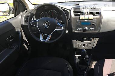 Седан Renault Logan 2019 в Глухове