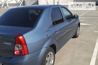 Седан Renault Logan 2011 в Киеве