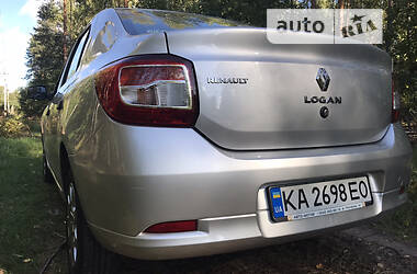 Седан Renault Logan 2015 в Киеве