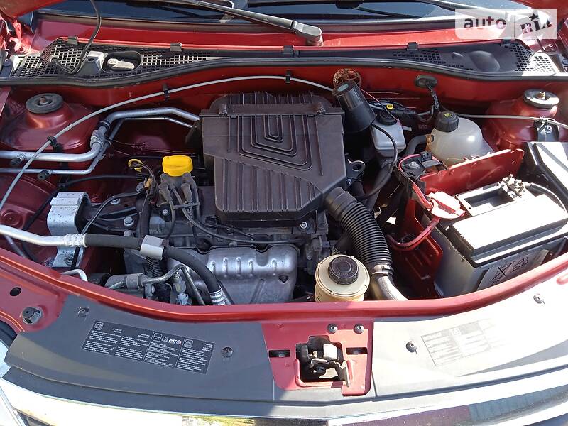 Седан Renault Logan 2012 в Запорожье фото 15 Седан Renault Logan 2012 в Запорожье