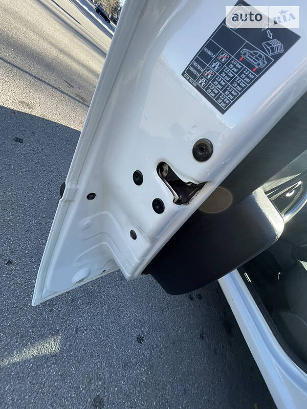 Седан Renault Logan 2010 в Краматорську фото 13 Седан Renault Logan 2010 в Краматорську