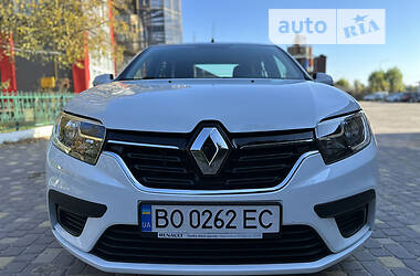 Седан Renault Logan 2022 в 