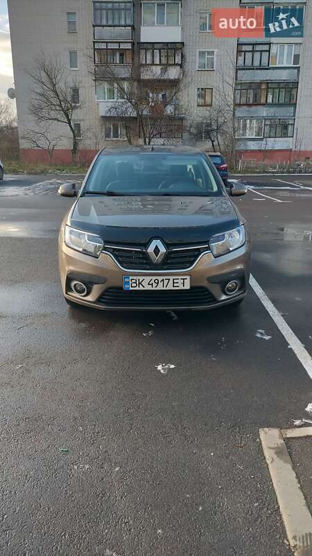 Renault Logan 2017