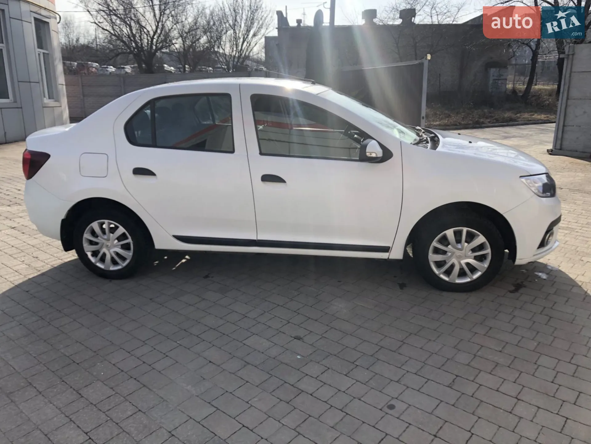 2018 Renault Logan - мініатюра 4