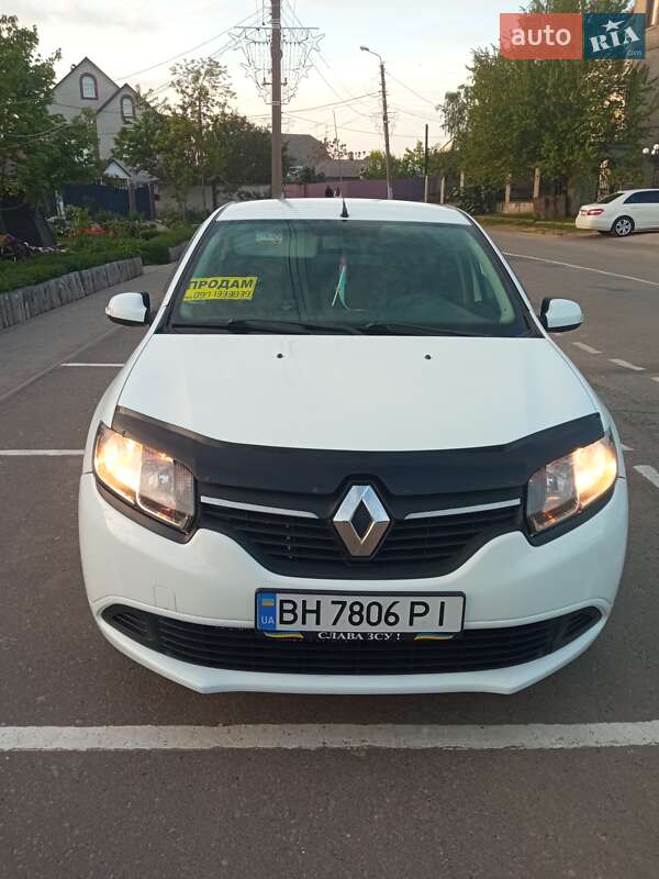 Седан Renault Logan 2013 в Доброславе