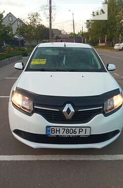 Седан Renault Logan 2013 в Доброславе