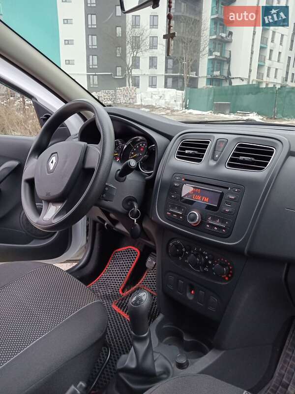 Седан Renault Logan 2013 в Львові фото 26 Седан Renault Logan 2013 в Львові