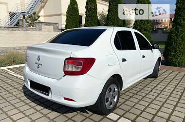 Седан Renault Logan 2013 в Ужгороде