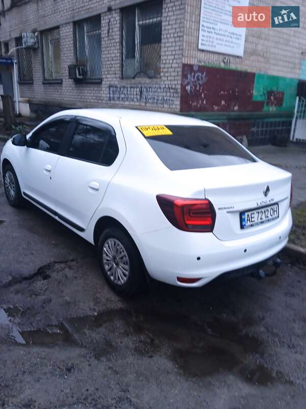 Седан Renault Logan 2017 в Запорожье