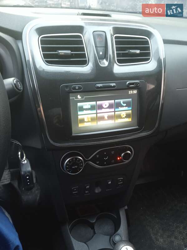 Седан Renault Logan 2017 в Запорожье