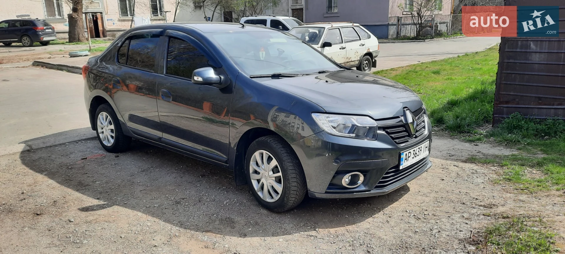 2018 Renault Logan - мініатюра 2