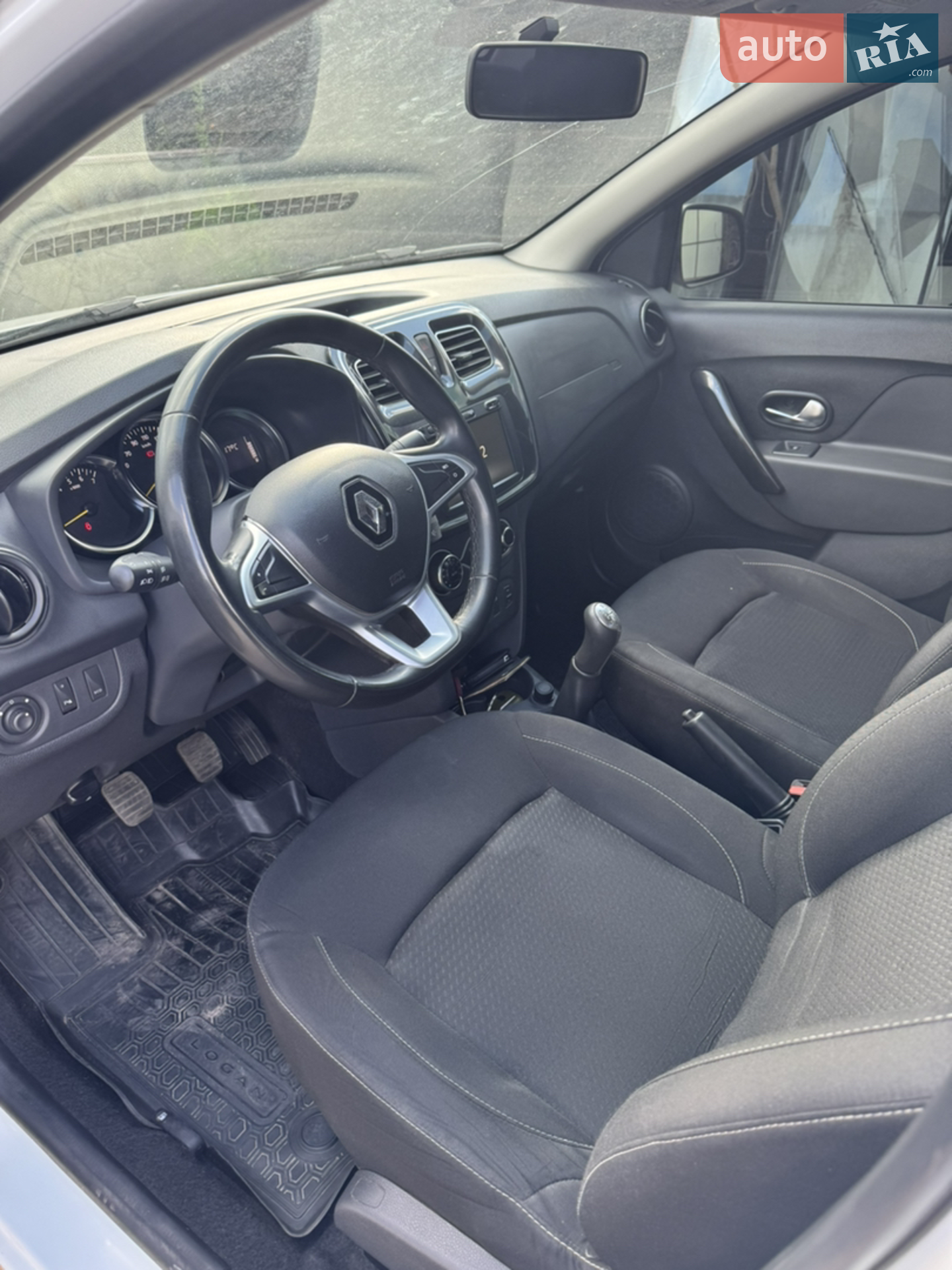 2022 Renault Logan - мініатюра 8