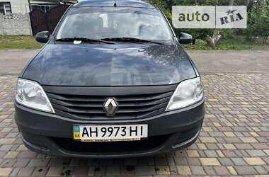 Универсал Renault Logan 2011 в Новогродовке