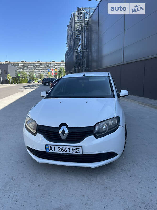 Седан Renault Logan 2016 в Киеве