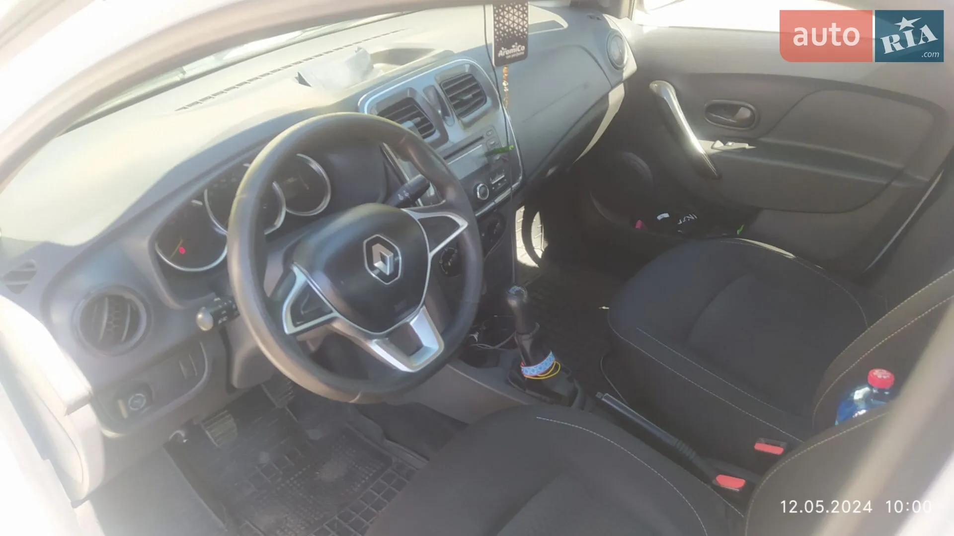 2017 Renault Logan - мініатюра 12