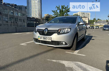 Седан Renault Logan 2013 в Киеве