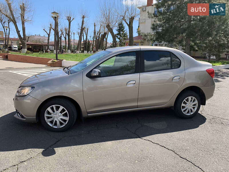 Седан Renault Logan 2013 в Одессе