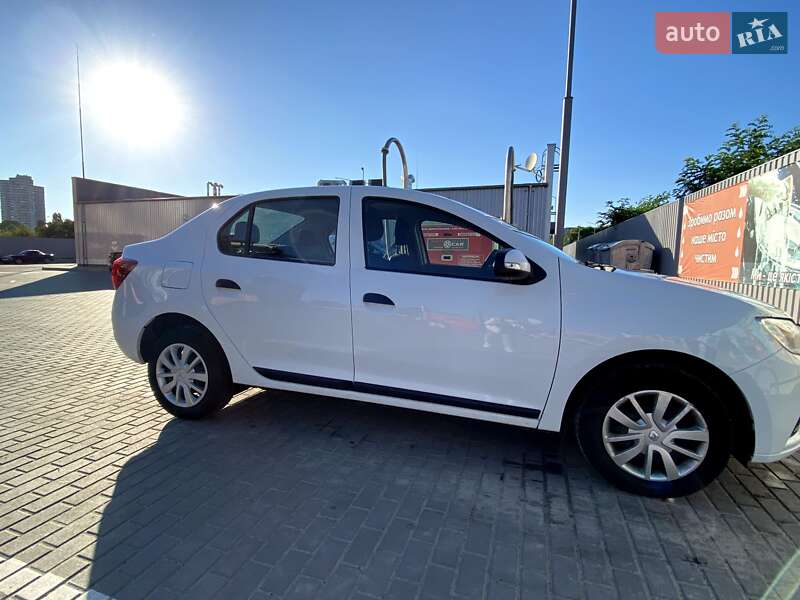 Седан Renault Logan 2021 в Киеве