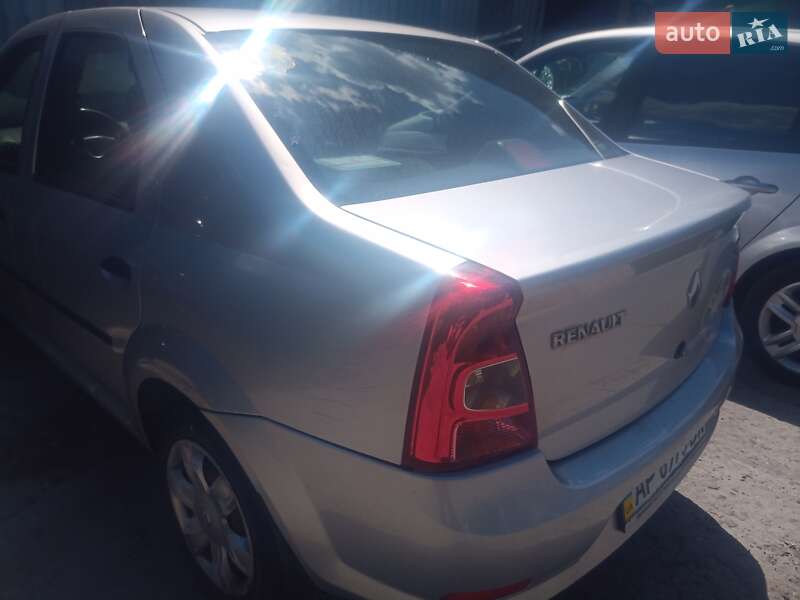 Седан Renault Logan 2010 в Запоріжжі