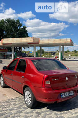 Седан Renault Logan 2010 в Умані