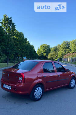 Седан Renault Logan 2010 в Умані