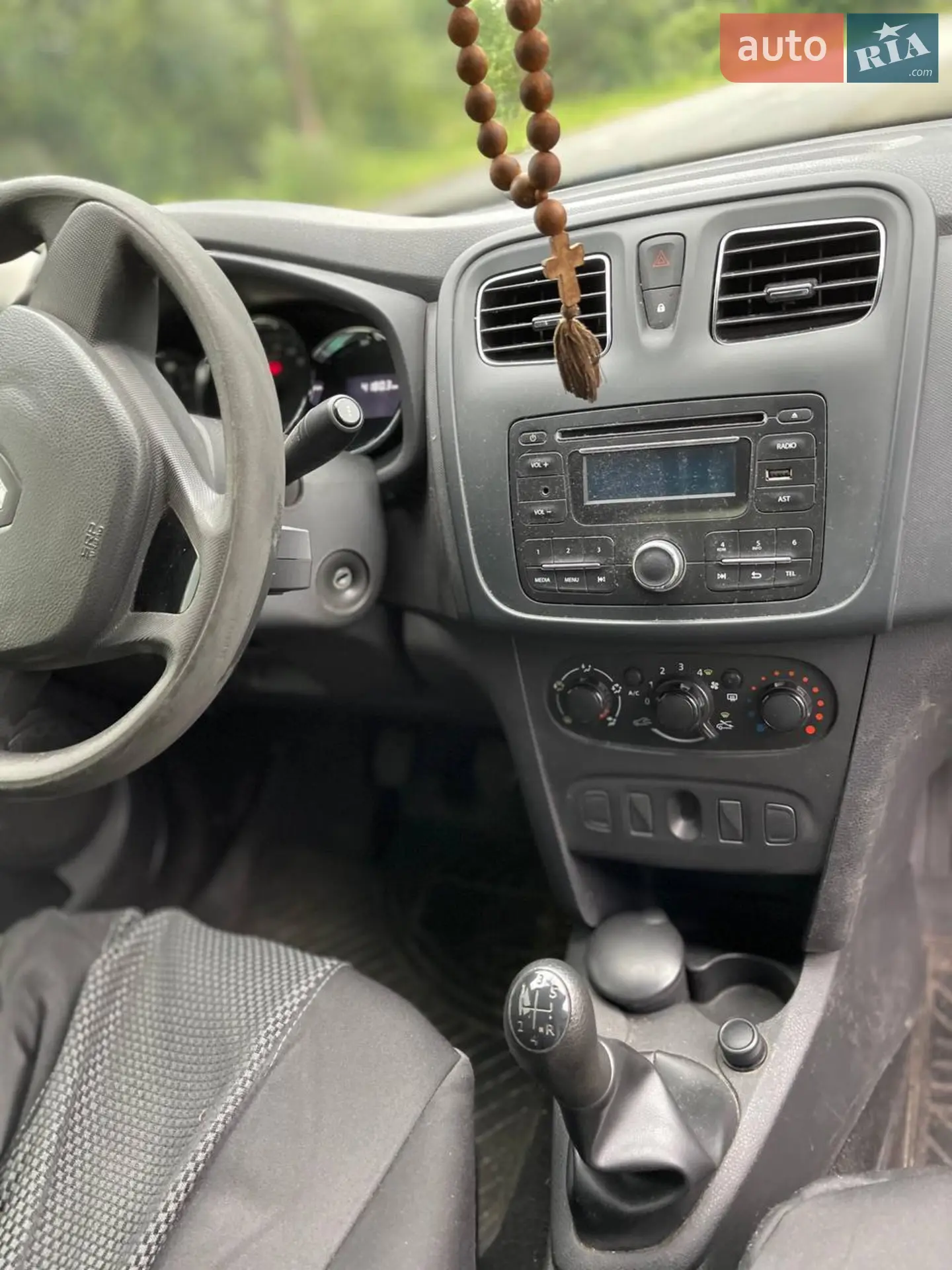 2015 Renault Logan - мініатюра 3