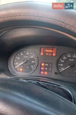 Седан Renault Logan 2012 в Гайсину