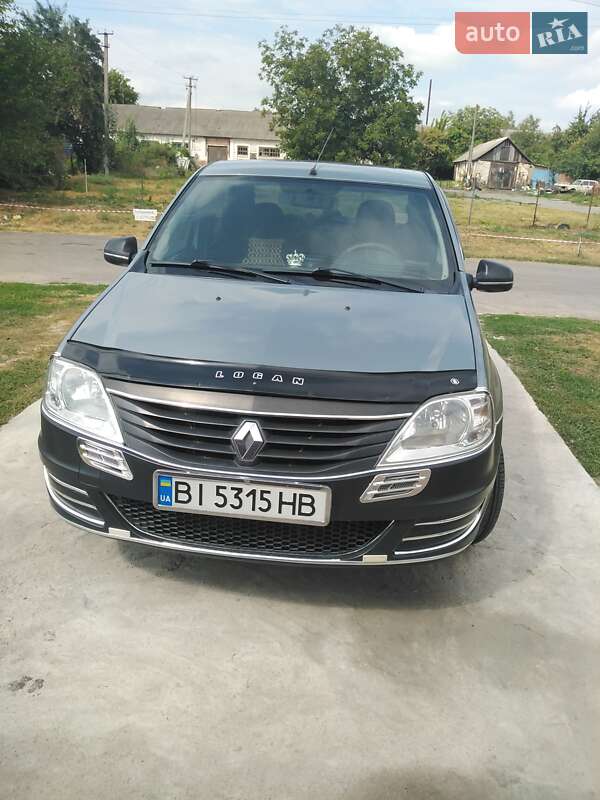 Седан Renault Logan 2011 в Кобеляках