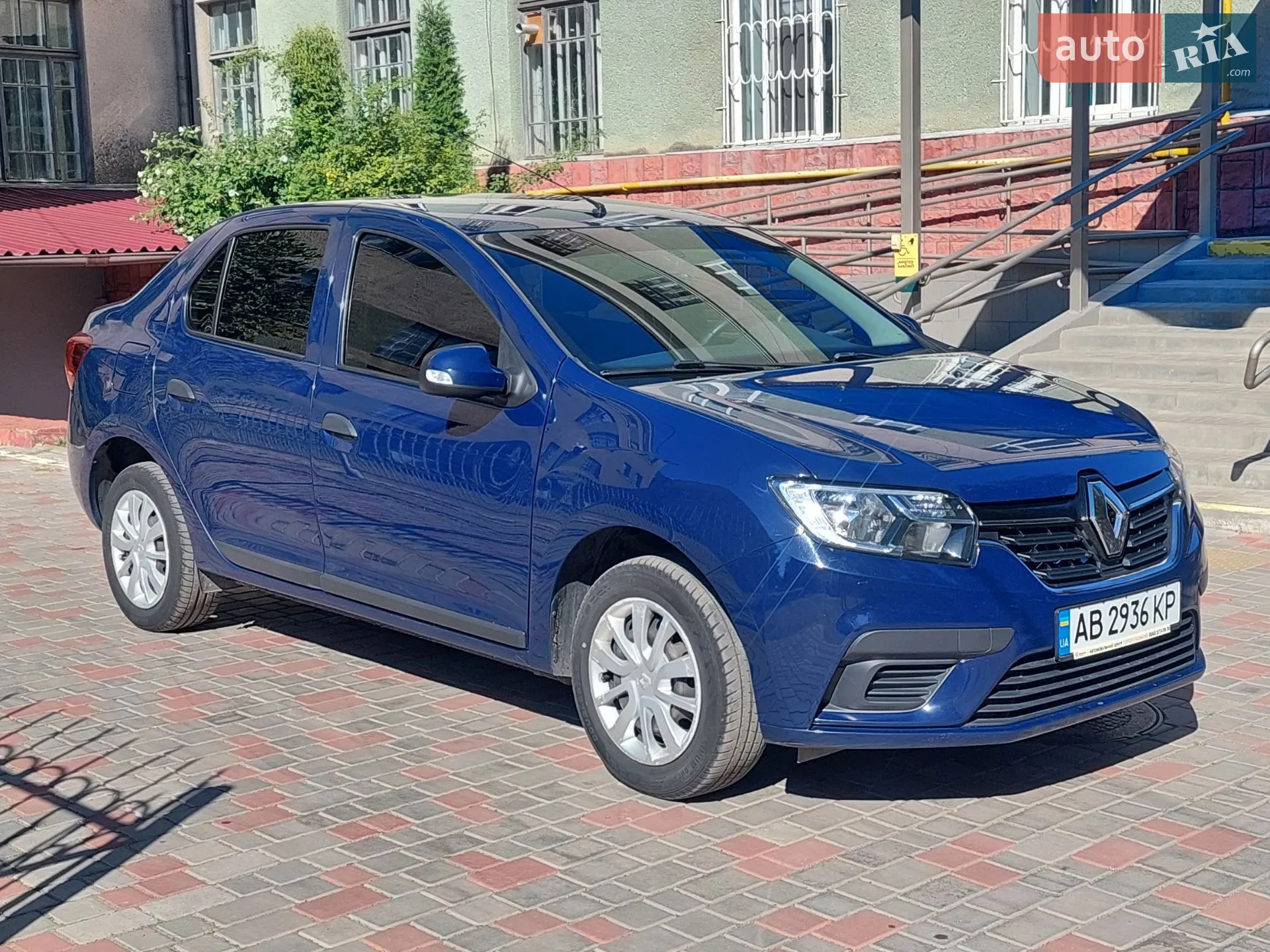 2020 Renault Logan - мініатюра 2