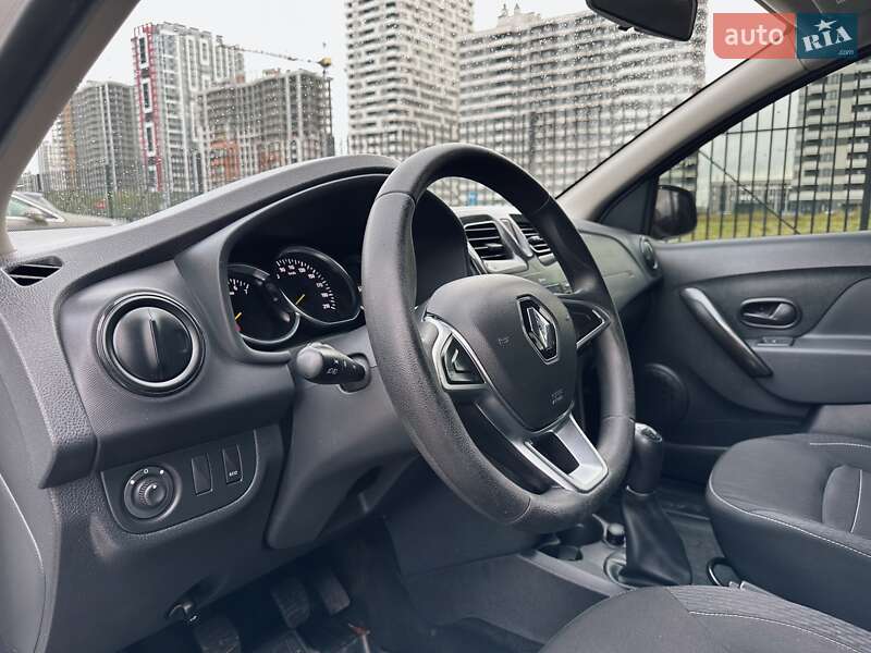 Седан Renault Logan 2021 в Киеве